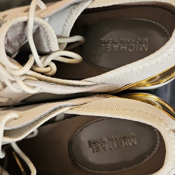 Michael Kors Women's Sneakers Sz. 10 Training Shoes Gray & Gold 2.5" Heel - Picture 12 of 13